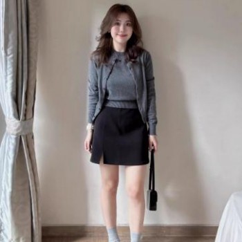 深灰色时尚套装女早秋新款美式复古设计感修身针织开衫外套两件套