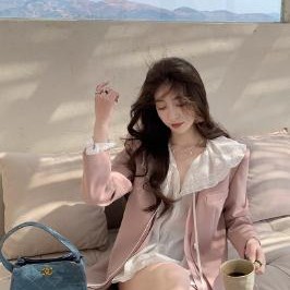 夏诗文 法式复古翻领荷叶边V领蕾丝花边拼接宽松衬衫女ABOUT POEM