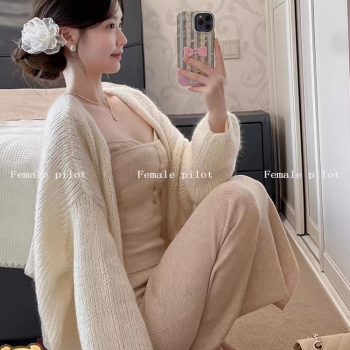 Female pilot 温柔风甜美针织套装2024秋季减龄气质高级感三件套